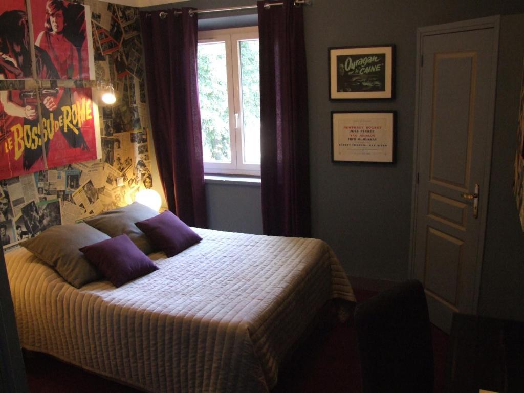 Logis Hotel La Magnanerie - Cote Bistro Aubignosc Rom bilde
