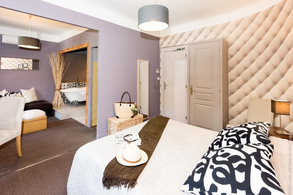 Logis Hotel La Magnanerie - Cote Bistro Aubignosc Rom bilde