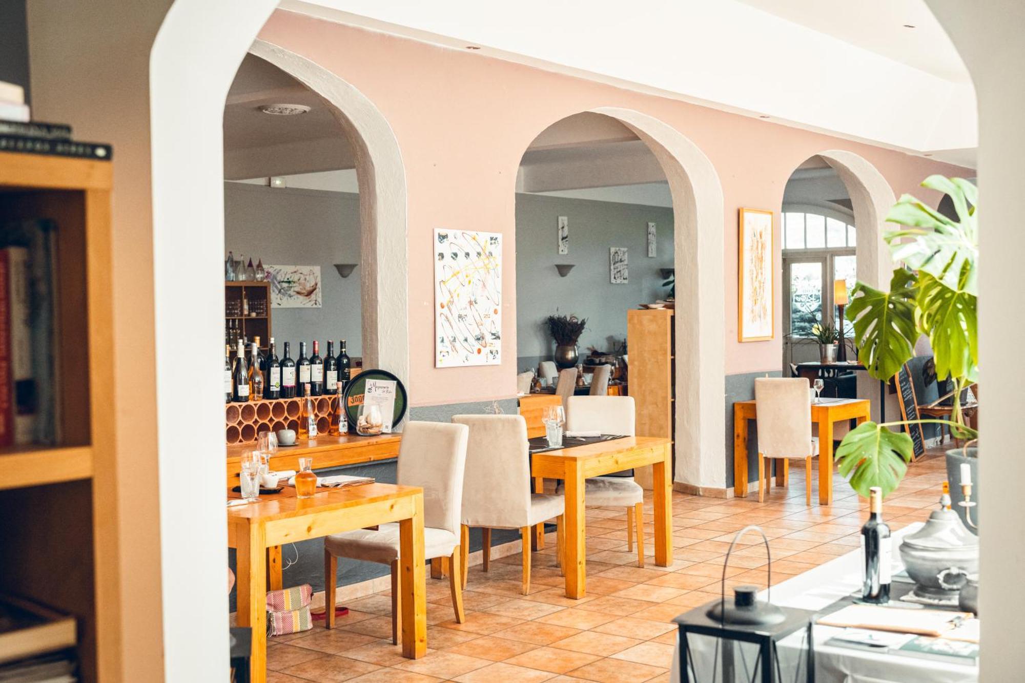 Logis Hotel La Magnanerie - Cote Bistro Aubignosc Eksteriør bilde