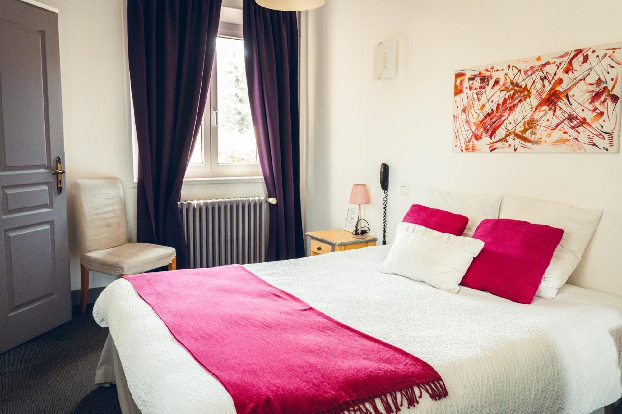 Logis Hotel La Magnanerie - Cote Bistro Aubignosc Eksteriør bilde