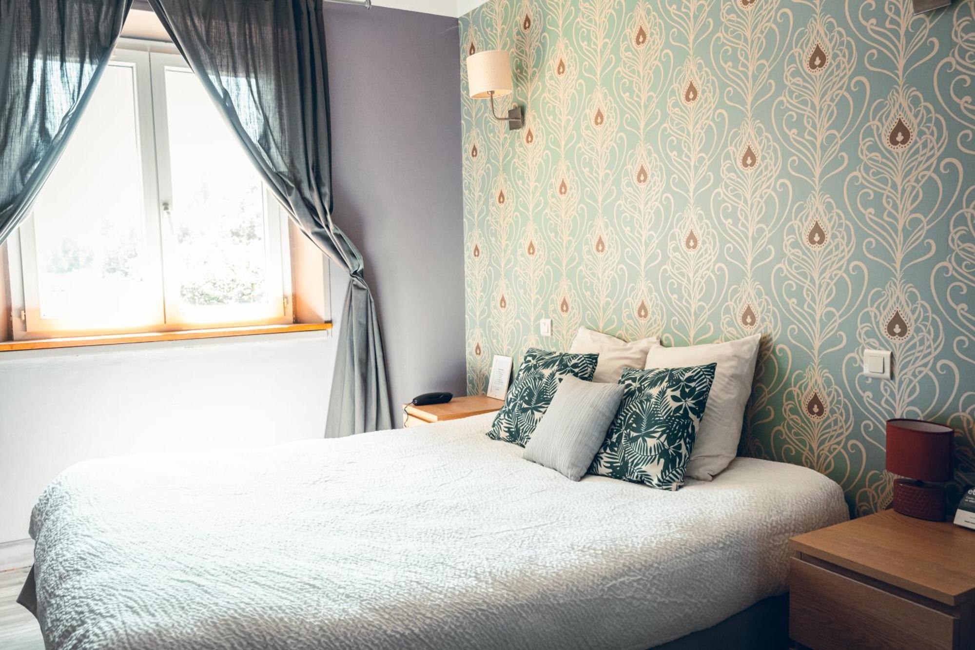 Logis Hotel La Magnanerie - Cote Bistro Aubignosc Eksteriør bilde